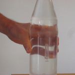 Cartesischer Taucher in Plastikflasche